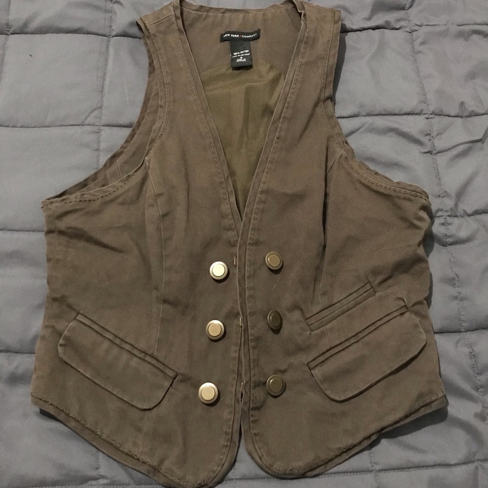 New York & Company vest